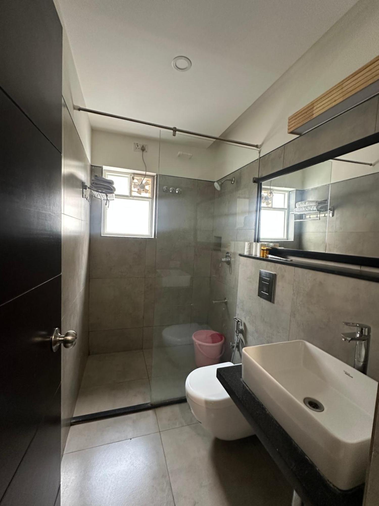 Aura Corporate Suites Bangalore Luaran gambar